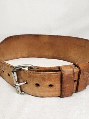 Vintage Altus Mens 28-32 Tan Leather Weight Power Lifting Belt 2 Prong Buckle